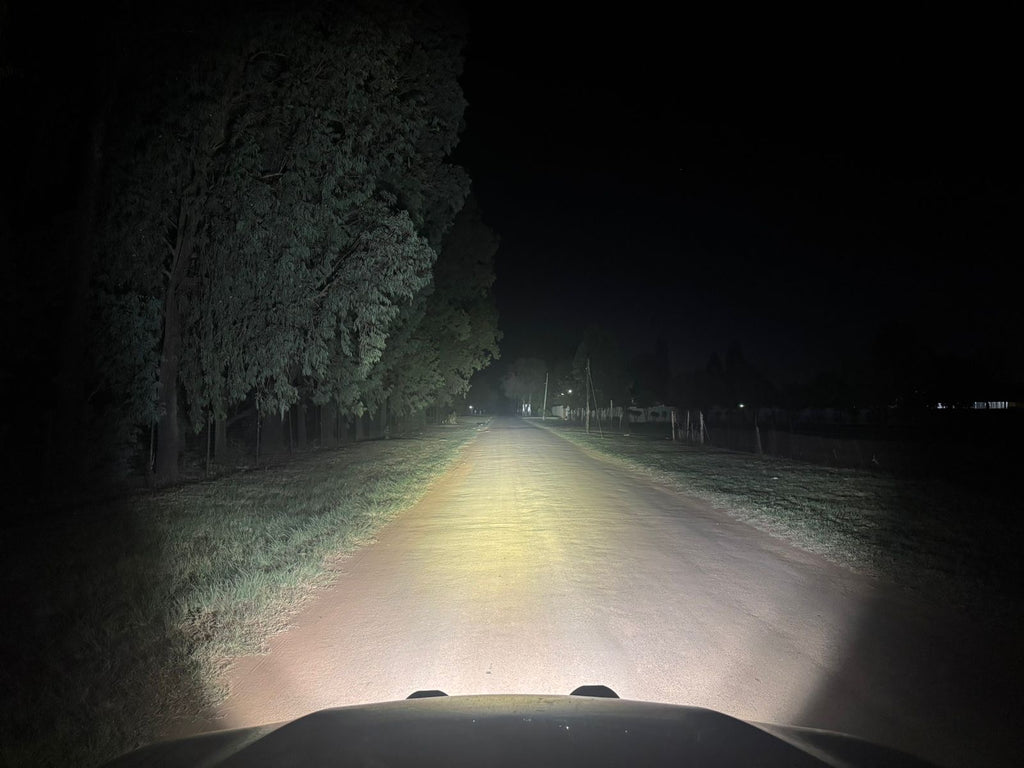 PHOENIX 7' LED LIGHT